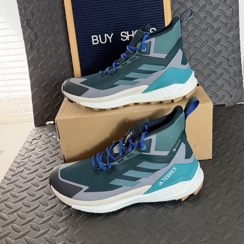 Adidas Terrex x Free Hiker 2.0 Gore-Tex Men Size 9.5 Aurora Teal Shoes JQ9900
